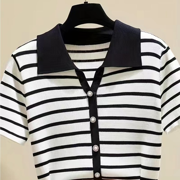 Button down top - Picture 1 of 4